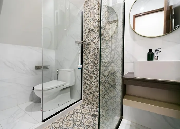 Penthouse Lamoon Hotel 3*