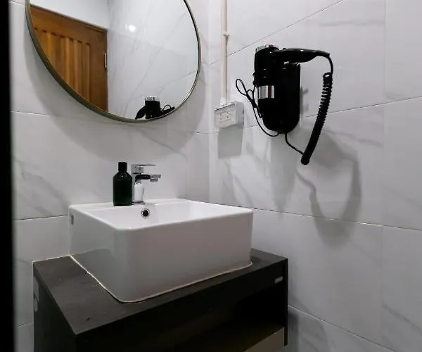 Penthouse Lamoon 3* Bangkok
